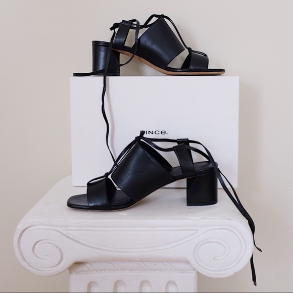 NWT Vince Dunaway Ankle-Wrap Leather Sandals